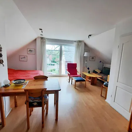 아파트 Haus Bernstein 3 *